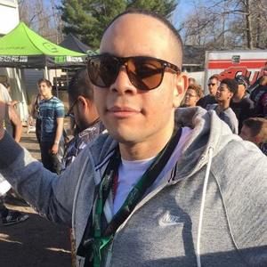 Meet your Posher, Maxwell